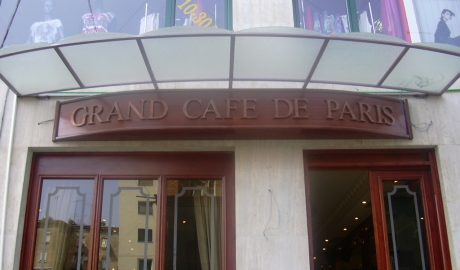 Bar Grand cafe de Paris Tirana